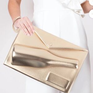 Gold wine clutch. Bring your own wine in stylish case.